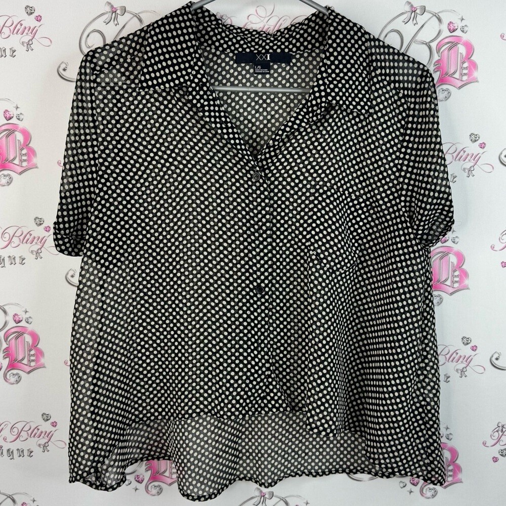 Forever 21 tshirt button up dotted Black and White Polka Dot Blouse